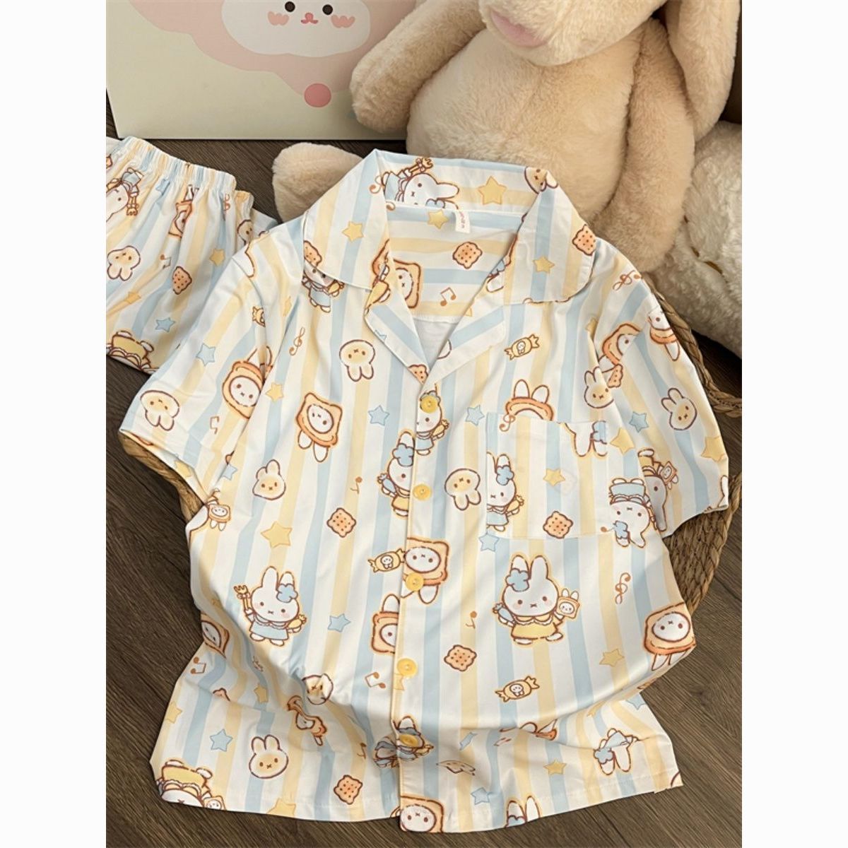 Licensed Miffy Kawaii Cartoon  - Summer Away Clothing recension och pris