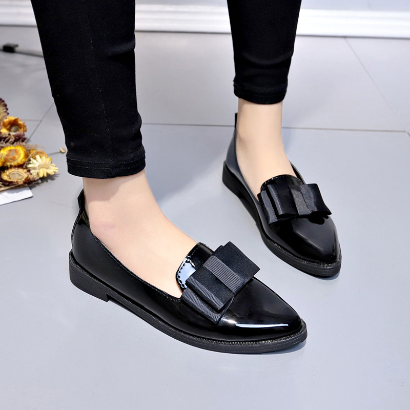 Black/ Wine Red Patent Leather - Summer Clothing Items recension och pris